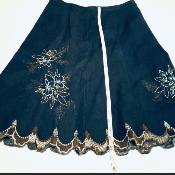 Tribal Embroidered Denim A-line Skirt. - Picture 3 of 5